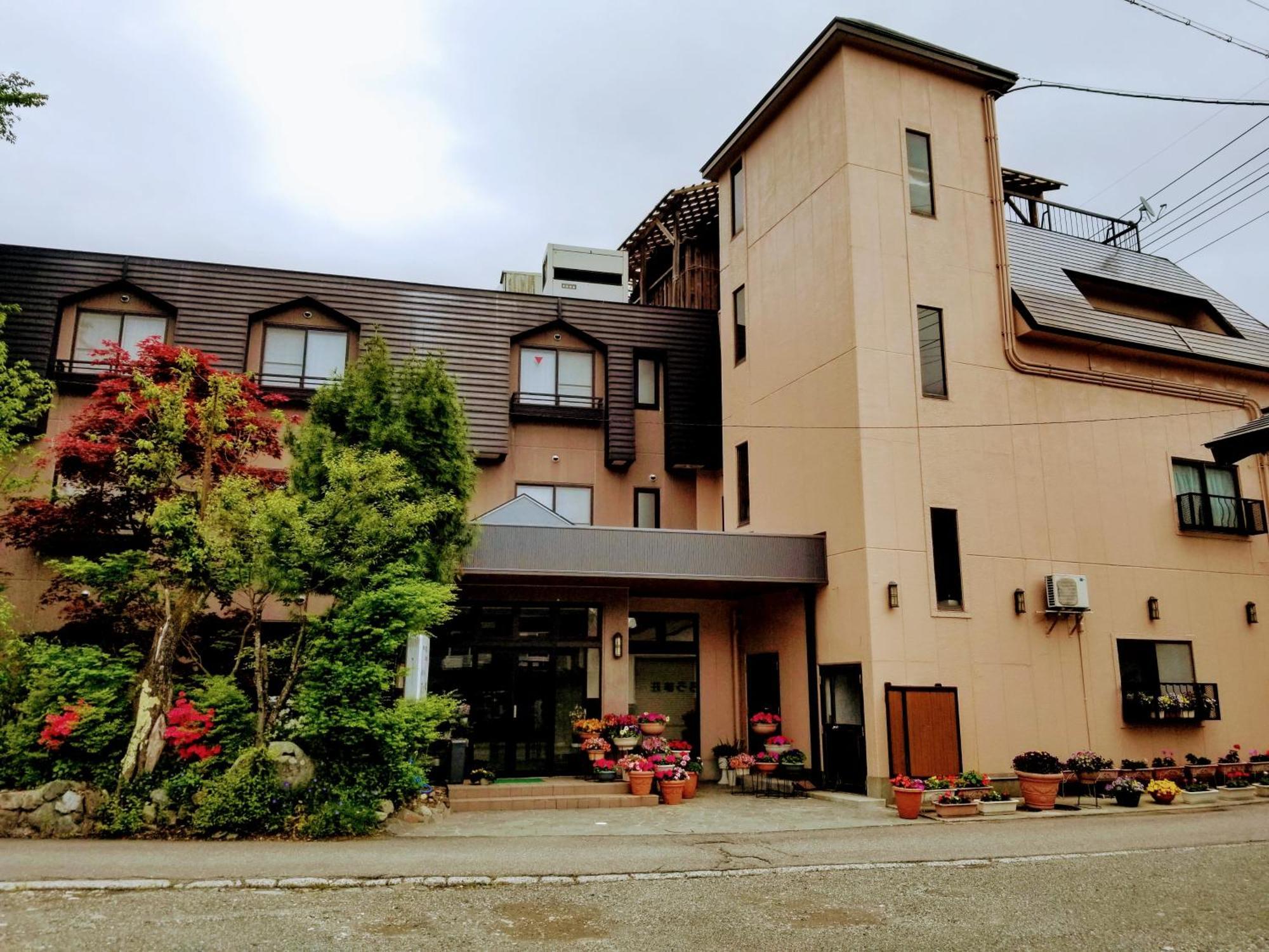 Hakuba Hotel Hana-No-Sato Dış mekan fotoğraf